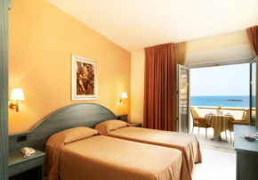  Hotel & SPA Riviera Castelsardo  Кастелсардо
